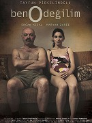 Ben o değilim – plakát filmu