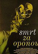 Smrt za oponou – plakát filmu