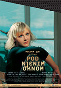 Pod jejím oknem – plakát filmu