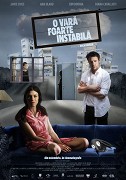 Velmi neklidné léto – plakát filmu