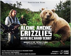 Sám mezi medvědy grizzly s Richardem Terrym – plakát filmu