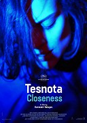 Těsnota – plakát filmu